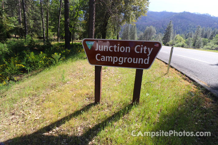 Junction City Campground Sign