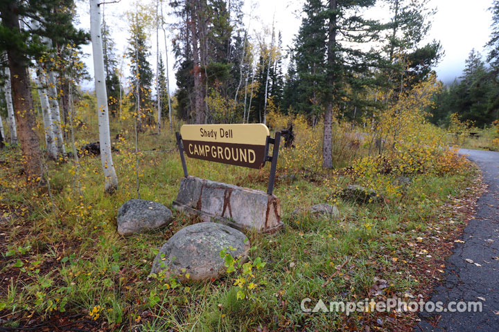 Shady Dell Campground Sign