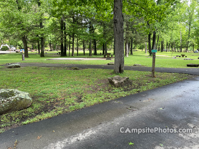 Devils Den State Park 002