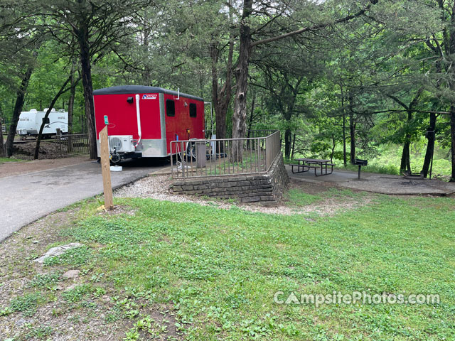 Devils Den State Park 083