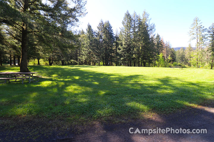 Cascara Campground Picnic Area