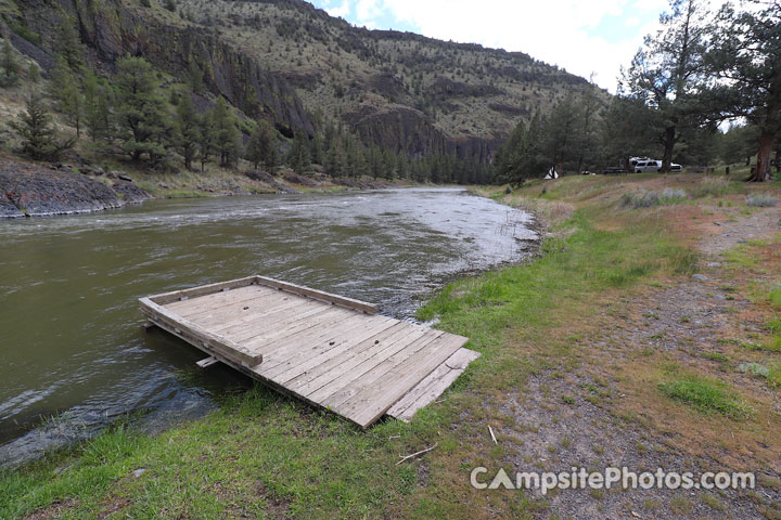 Palisades Campground Scenic