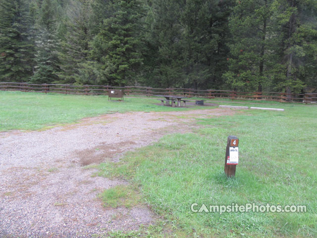 Moose Creek Flat Campground 004