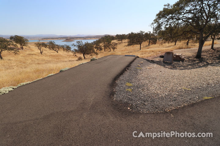 Blue Oaks Campground B040