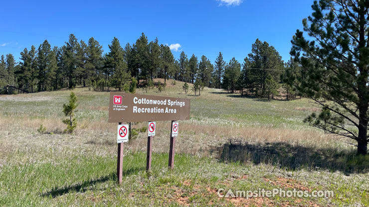 Cottonwood Springs Campground Sign