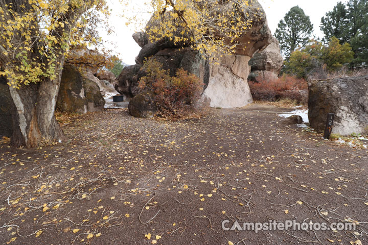 Honeycomb Rocks Campground 012 Parking