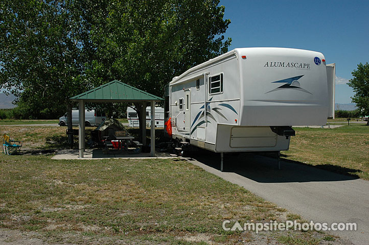 Utah Lake State Park Lakeshore 008