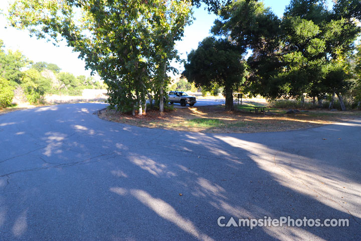 Dripping Springs Camnpground Trailhead Parking