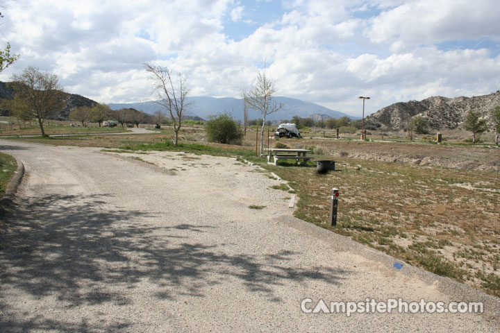 Pyramid Lake Los Alamos Campground 015