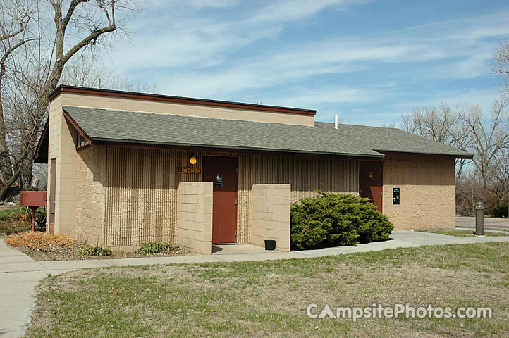 Fort Kearny Bathroom