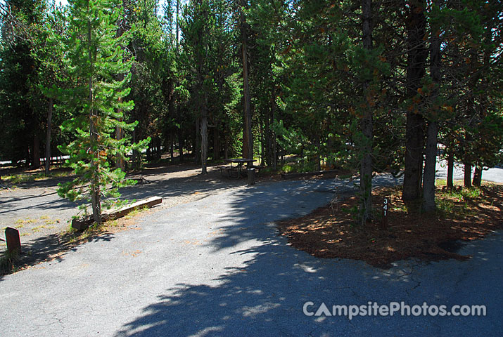 Yellowstone National Park Grant Village 341