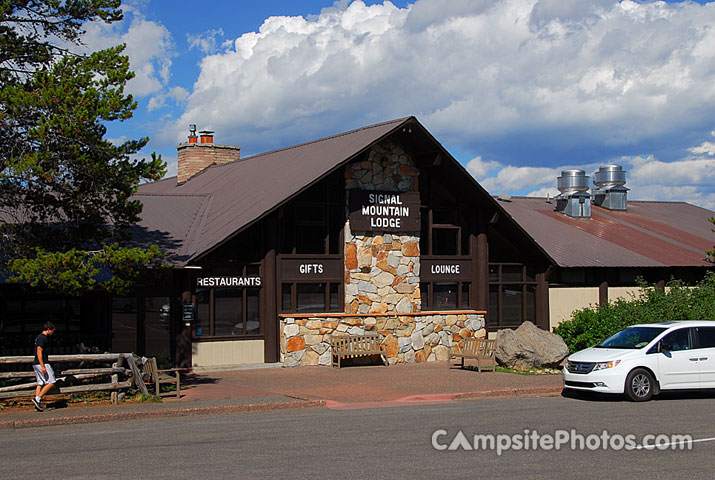 Signal Mountain Lodge