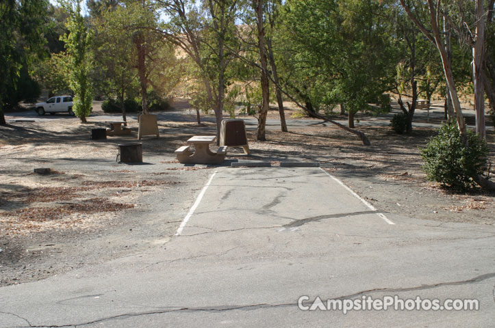 San Luis Reservoir Basalt Campground 077