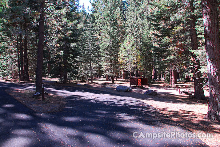 Manzanita Lake D011