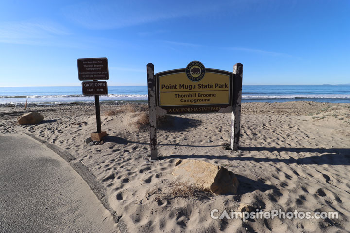 Thornhill Broome Campground Sign