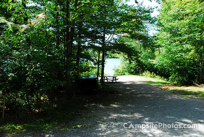 Limekiln Lake 028